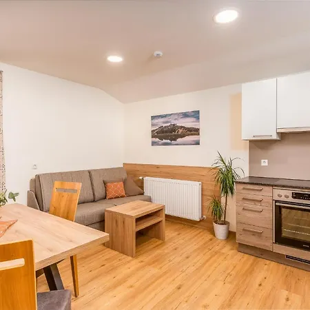 Tobhartbauer Apartment